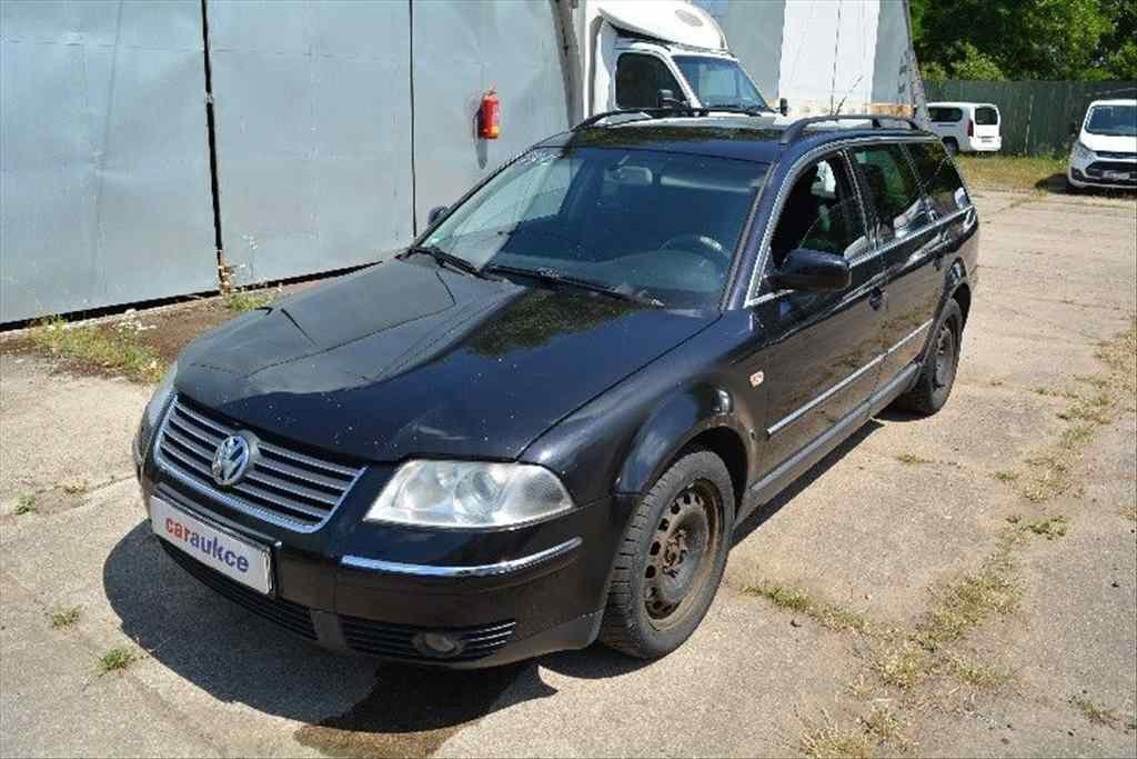 Volkswagen Passat VARIANT 2,5 TDI TRENDLINE