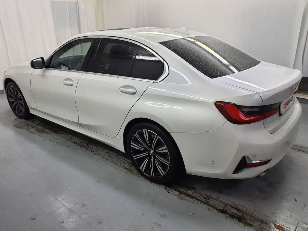 BMW 320D  XDRIVE LUXURY LINE
