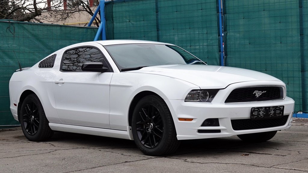 FORD MUSTANG 3.7/225 kW