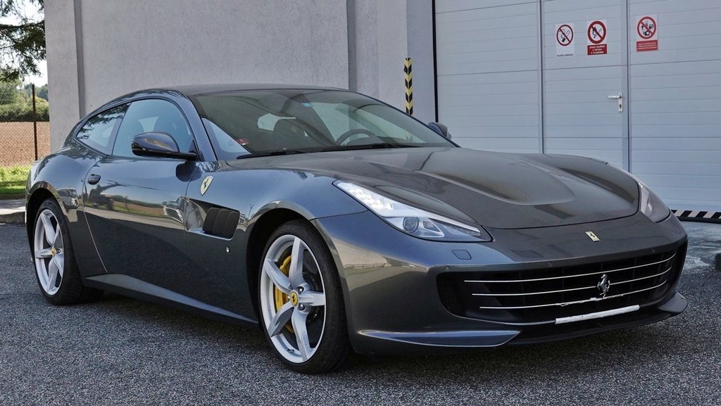 FERRARI GTC4LUSSO F 151 6,3/507 kW