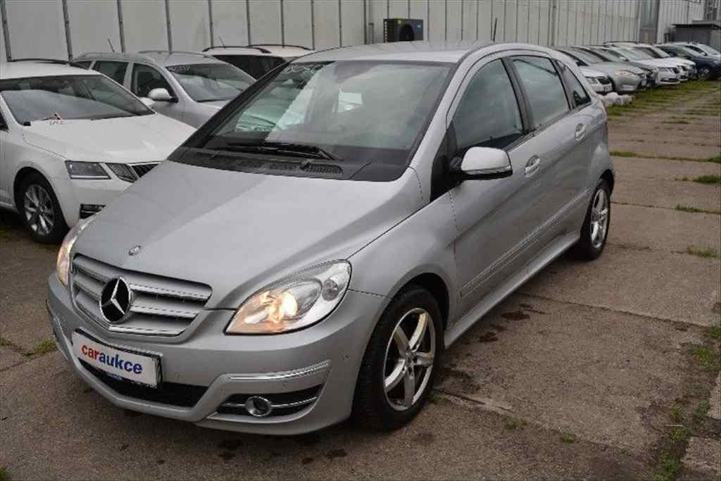 Mercedes-Benz Třídy B 180 CDI AT