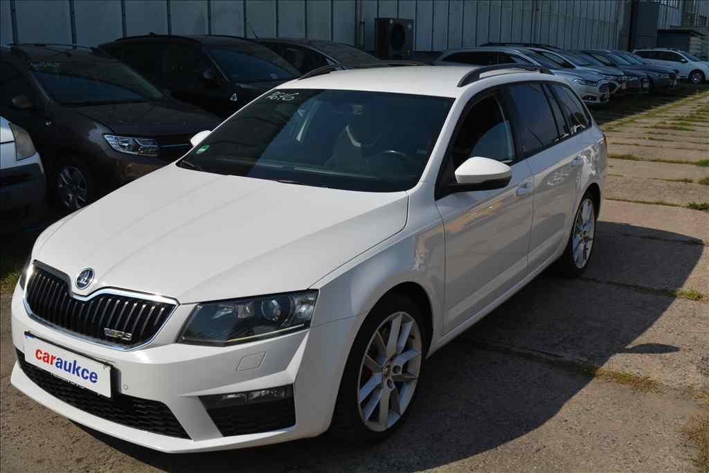 Škoda Octavia COMBI III. 2,0 TDI RS DSG