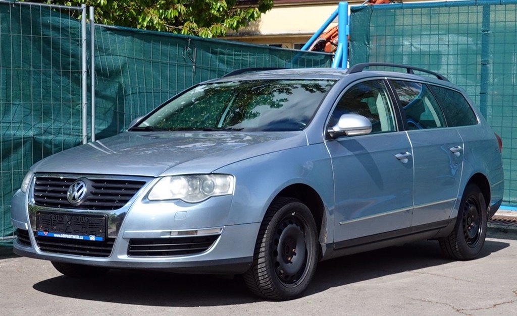 VOLKSWAGEN PASSAT 2.0 TDI/103 kW