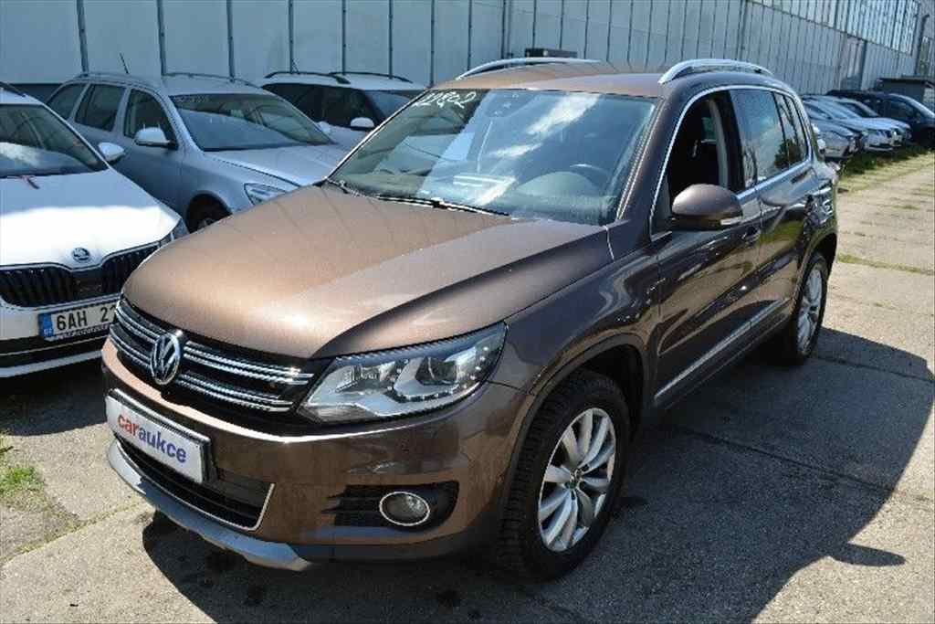 Volkswagen Tiguan 2,0 TDI DSG-4-MOTION