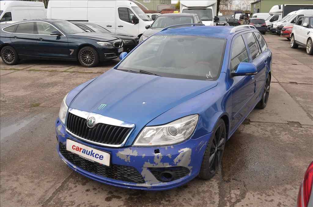 Škoda Octavia COMBI II. 2,0 TDI RS