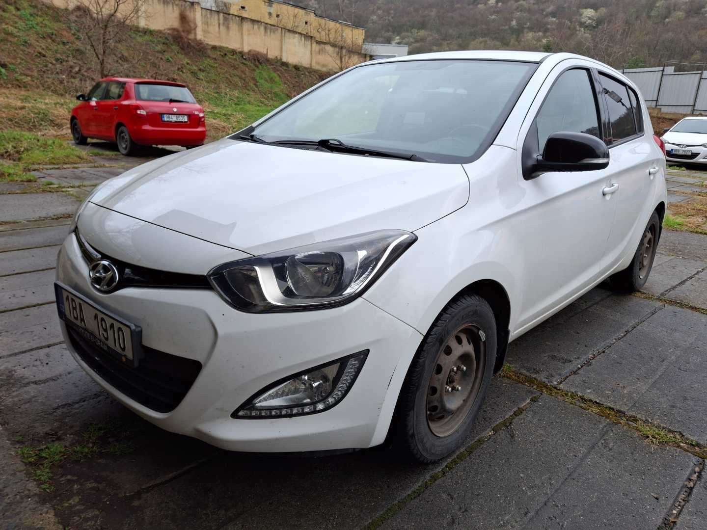 HYUNDAI I20 