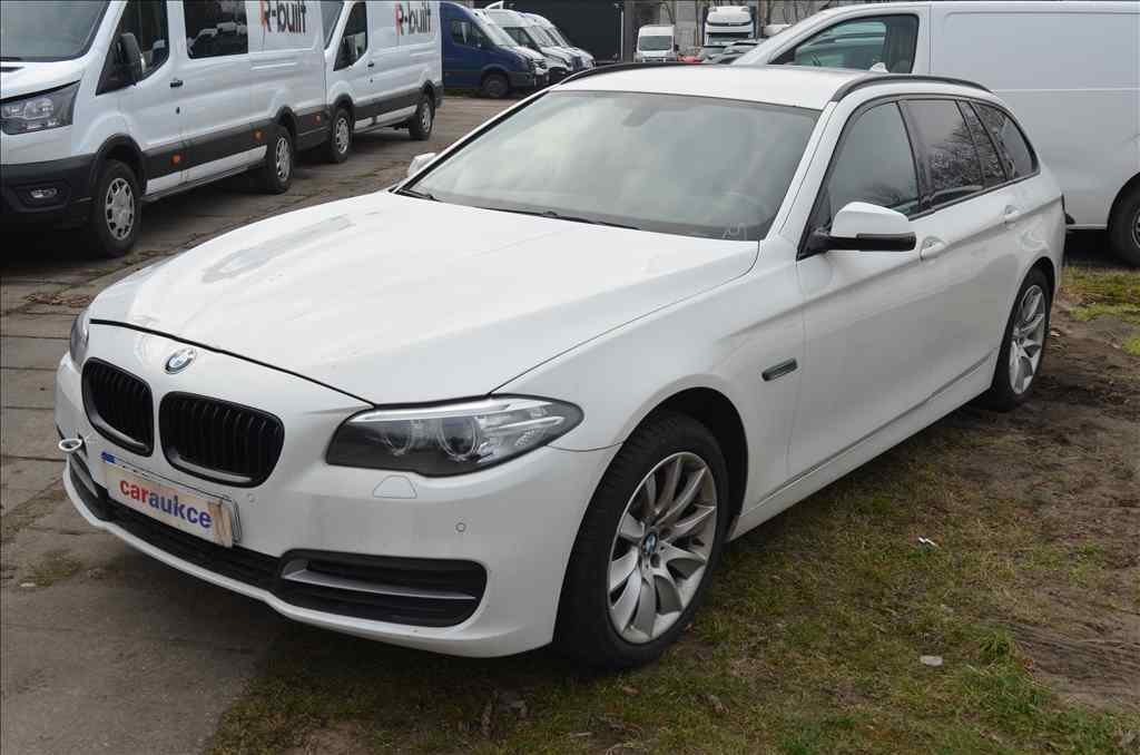 BMW  525 D XDRIVE TOURING AT