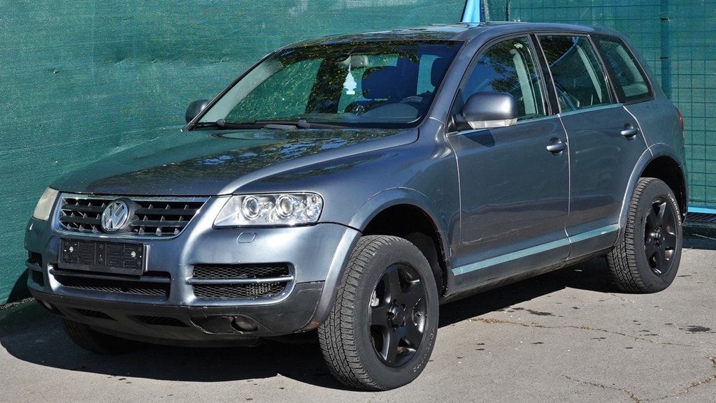 VOLKSWAGEN TOUAREG 2,5 TDI/128 kW