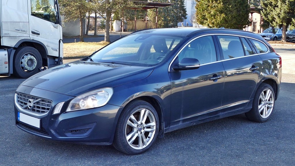 VOLVO V60 1,6 D/84 kW – nepojízdné