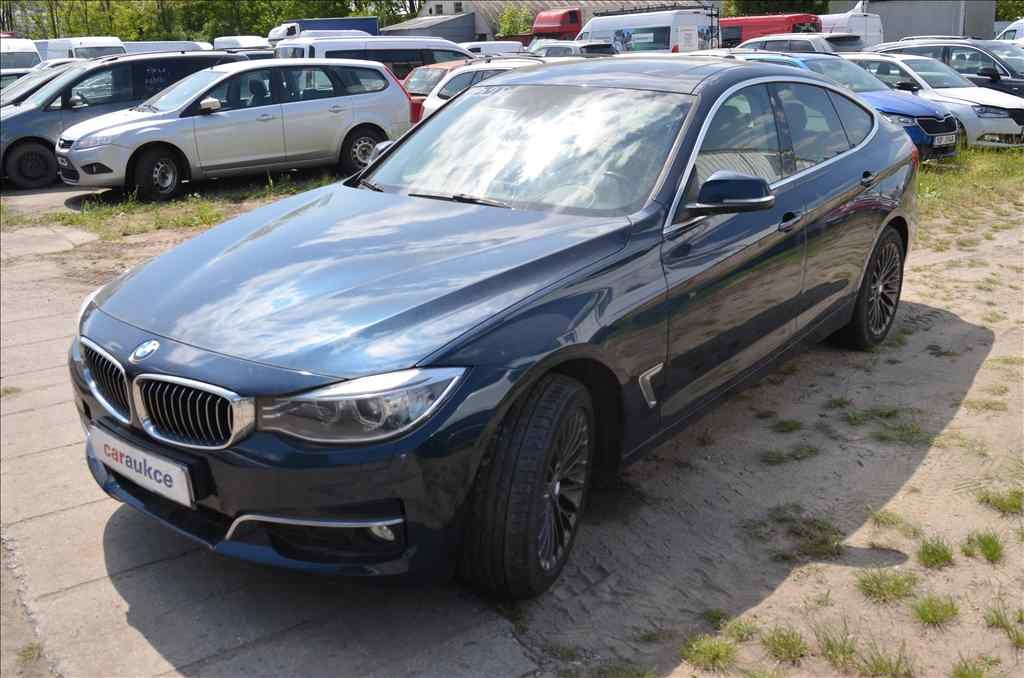 BMW  320D XDRIVE 2,0 AT