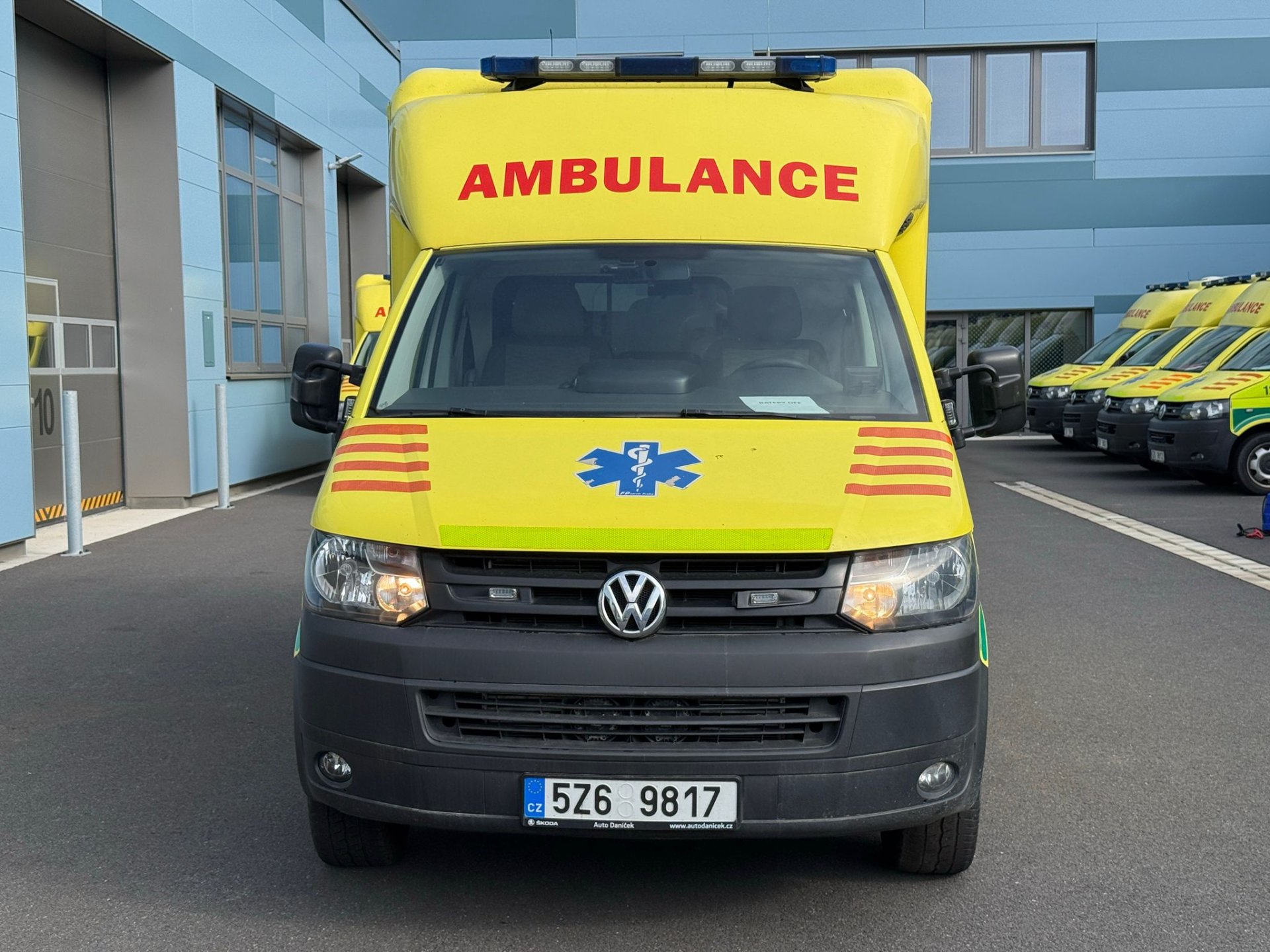 VOLKSWAGEN Transporter System Strobel