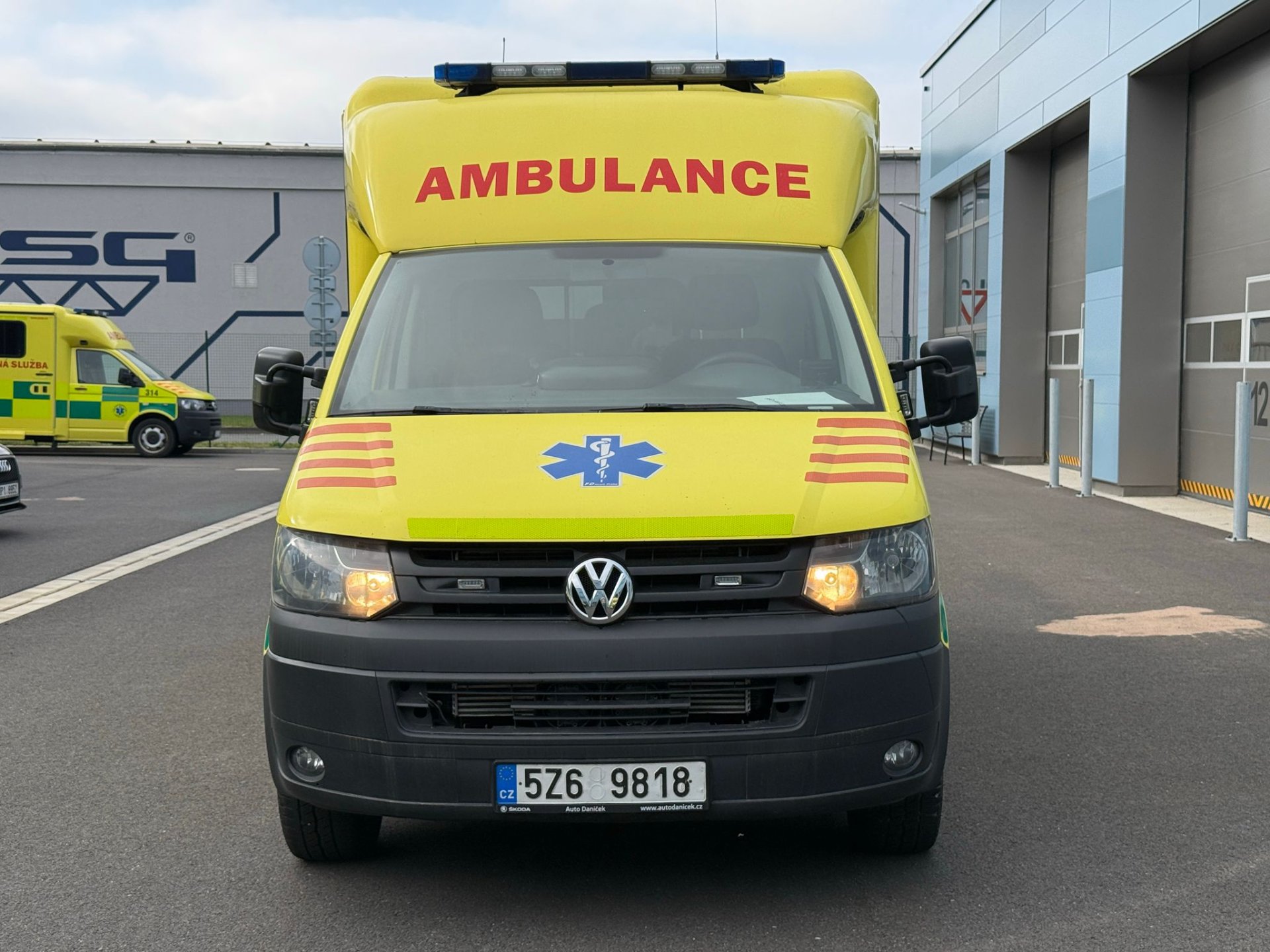 VOLKSWAGEN Transporter System Strobel