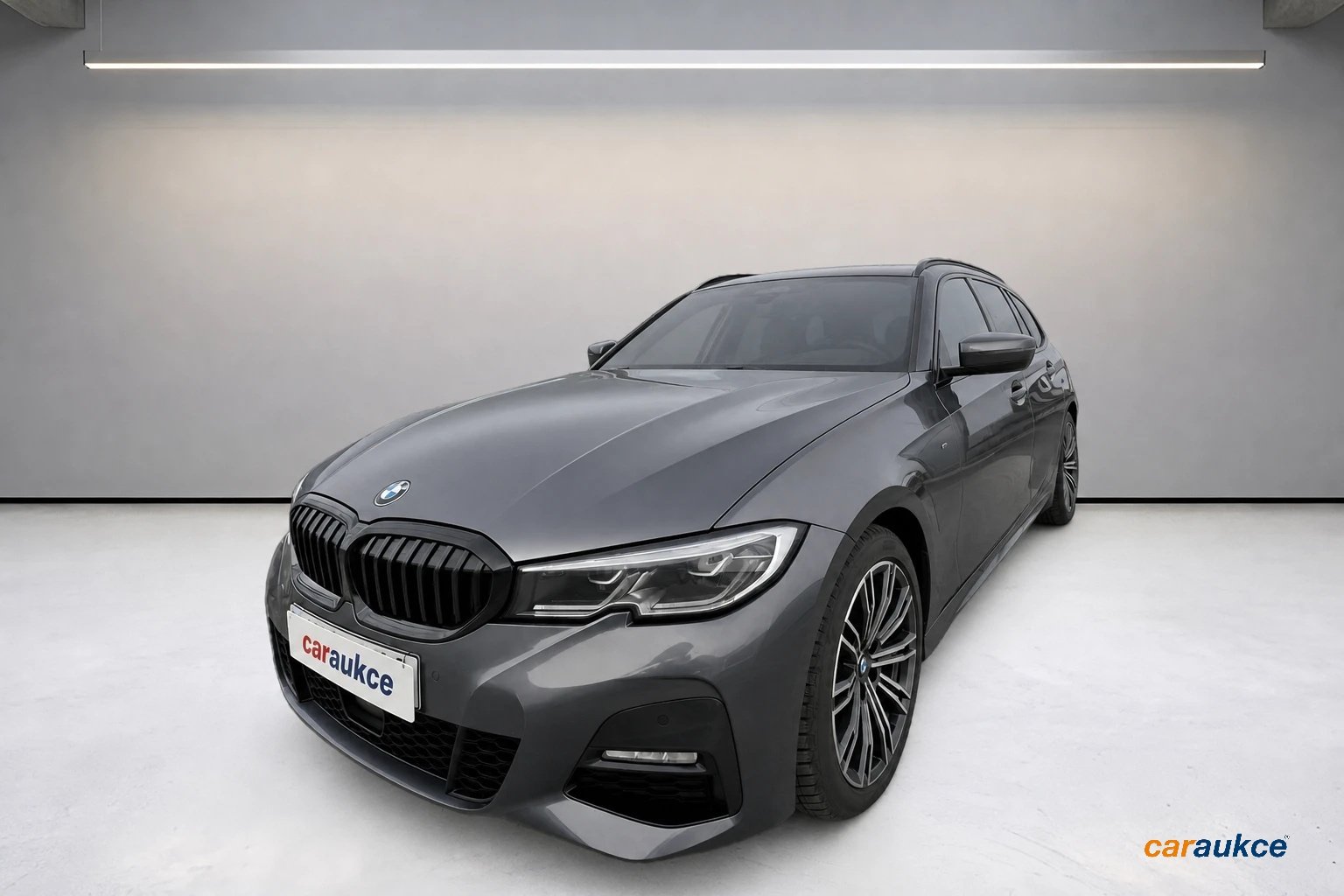 BMW  320d xDrive AT Touring
