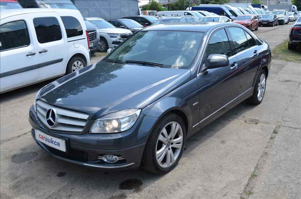 Mercedes-Benz Třídy C 220 CDI AVANTGARDE